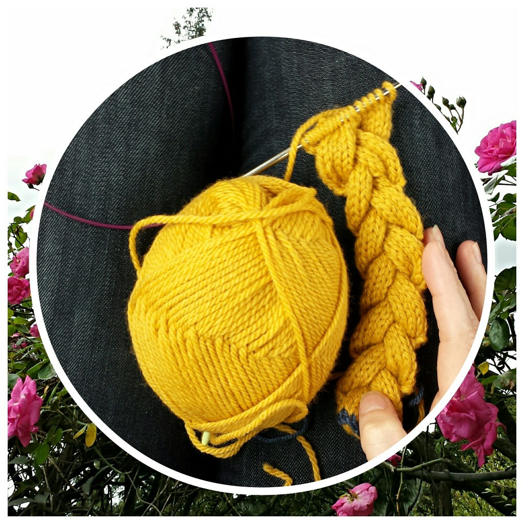 How to Knit Faster: Intermediate Tips | knittedbliss.com