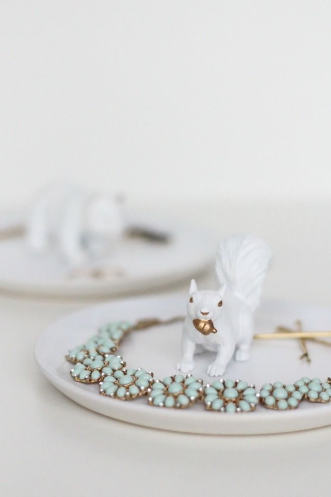 Pin Ups and Link Love: DIY Trinket Dish| knittedbliss.com