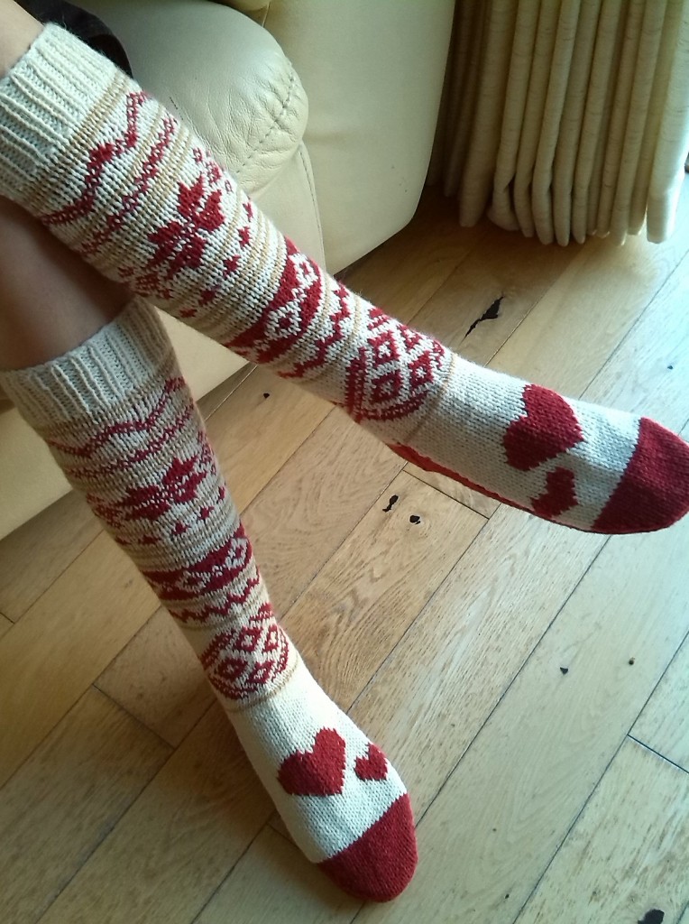 Modification Monday: slipper socks | knittedbliss.com