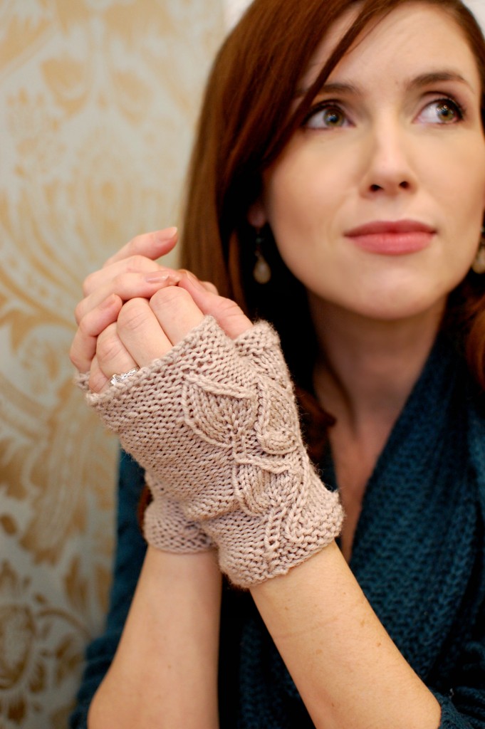 Finished Knit: Leave Me Not Mitts | knittedbliss.com