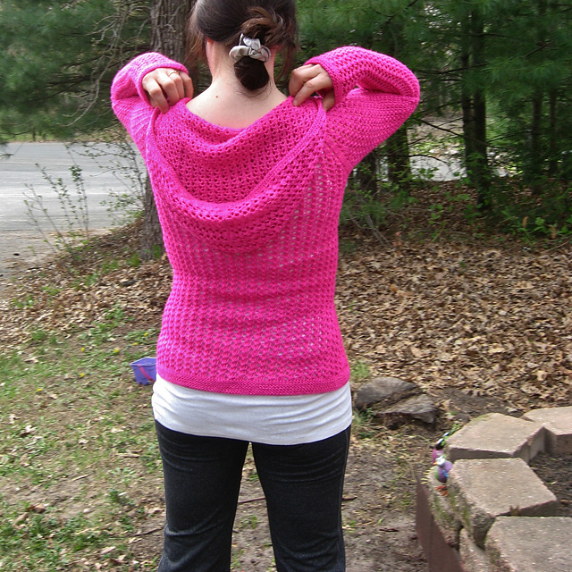 Modification Monday: Laika Surprise Hoodie | knittedbliss.com