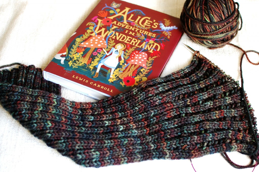 Arika Cowl | knittedbliss.com