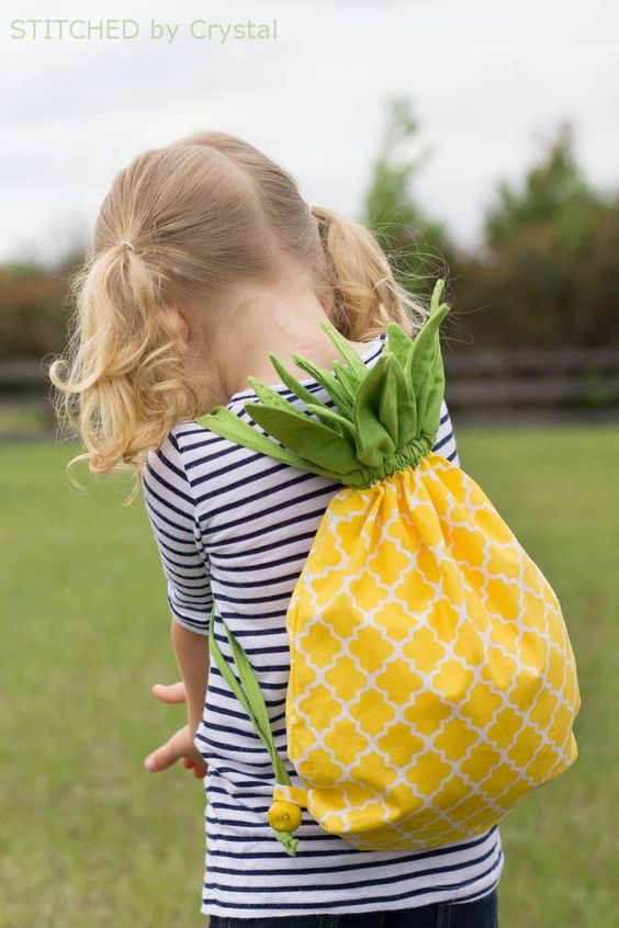 Pin Ups and Link Love: Pineapple Bag DIY | knittedbliss.com