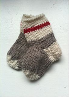 Pin Ups and Link Love: Baby Work Socks | knittedbliss.com