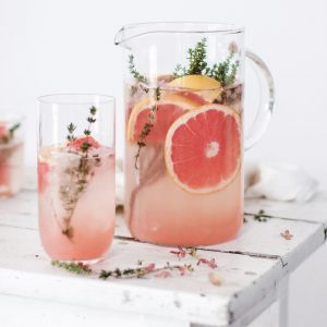 Link Love: Grapefruit and Thyme Mocktail | knittedbliss.com