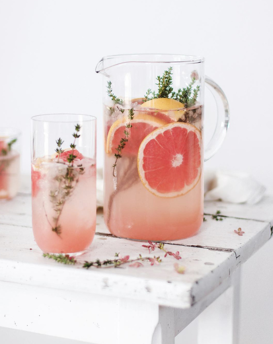 Link Love: Grapefruit and Thyme Mocktail | knittedbliss.com