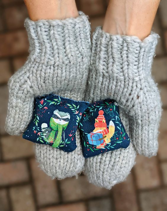 Easy and Fast Microwaveable Handwarmers DIY