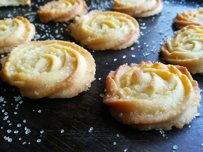 super easy danish butter cookies