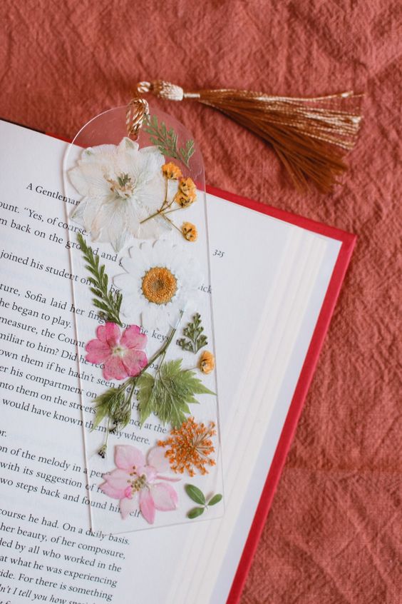How to Use Pressed FLowers DIY
